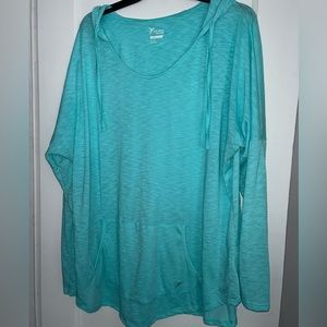 Plus size hooded long sleeve active wear
